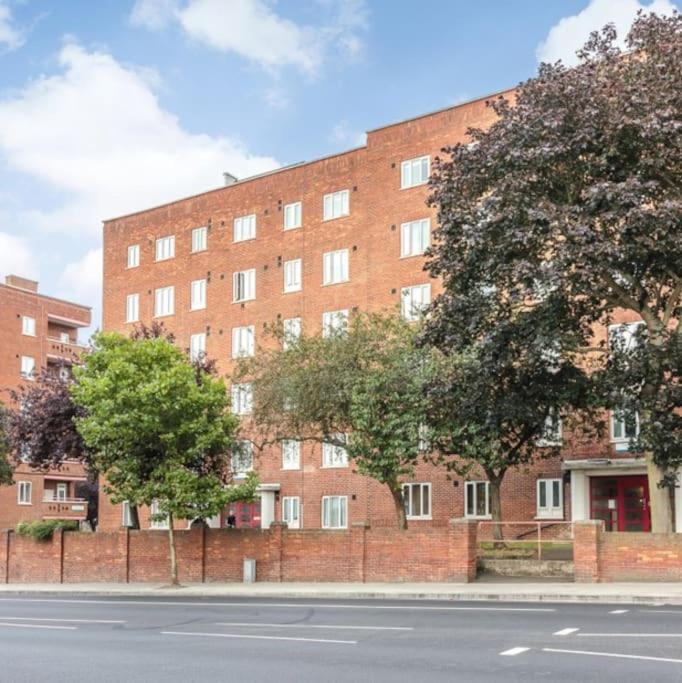Top Floor 1 Bedroom Apartment With Views Over London Eksteriør billede